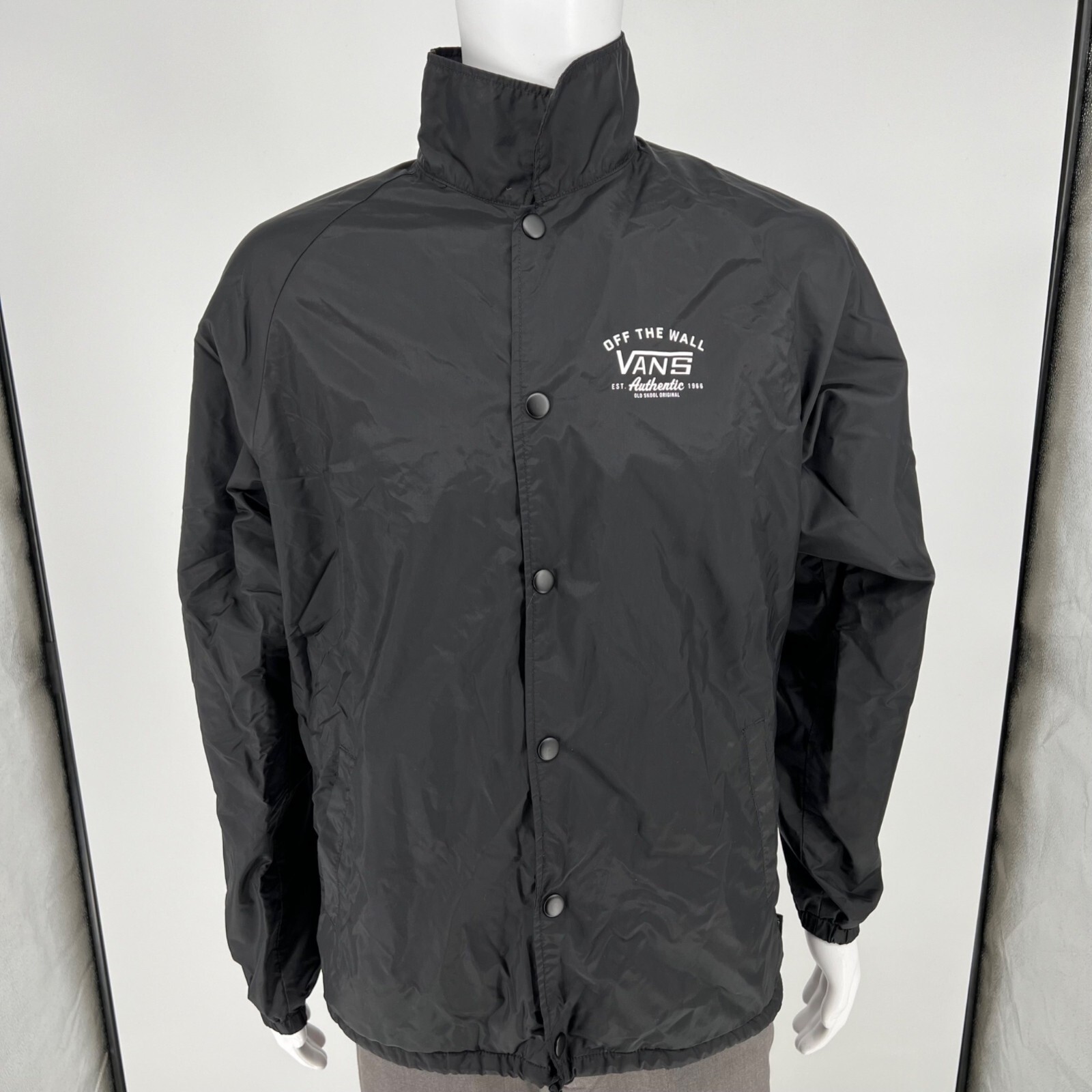 Vans Off The Wall Black Nylon Shell Lined Torrey Jacket (L)