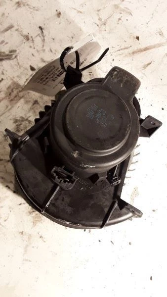 ДВИГАТЕЛЬ ВЕНТИЛЯТОРА 04-10 VOLKSWAGEN TOUAREG - Изображение 3 из 4