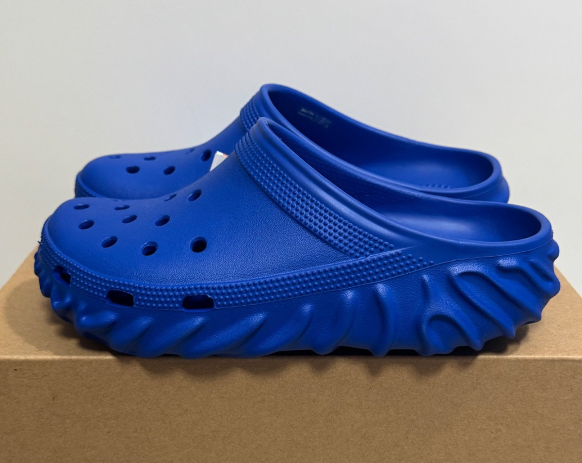 Size 5M - (2 PACK) Crocs Pollex Saru Mule by Salehe Bembury (Womens 7) image 5