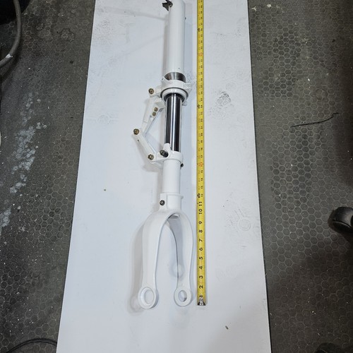 Cessna 182 Nose Gear Shock Strut Assy, P/N: 0594300-205 /206 A&P USA SHIP ONLY