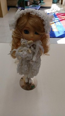 Jun Planning RAPHIA PULLIP Puppe