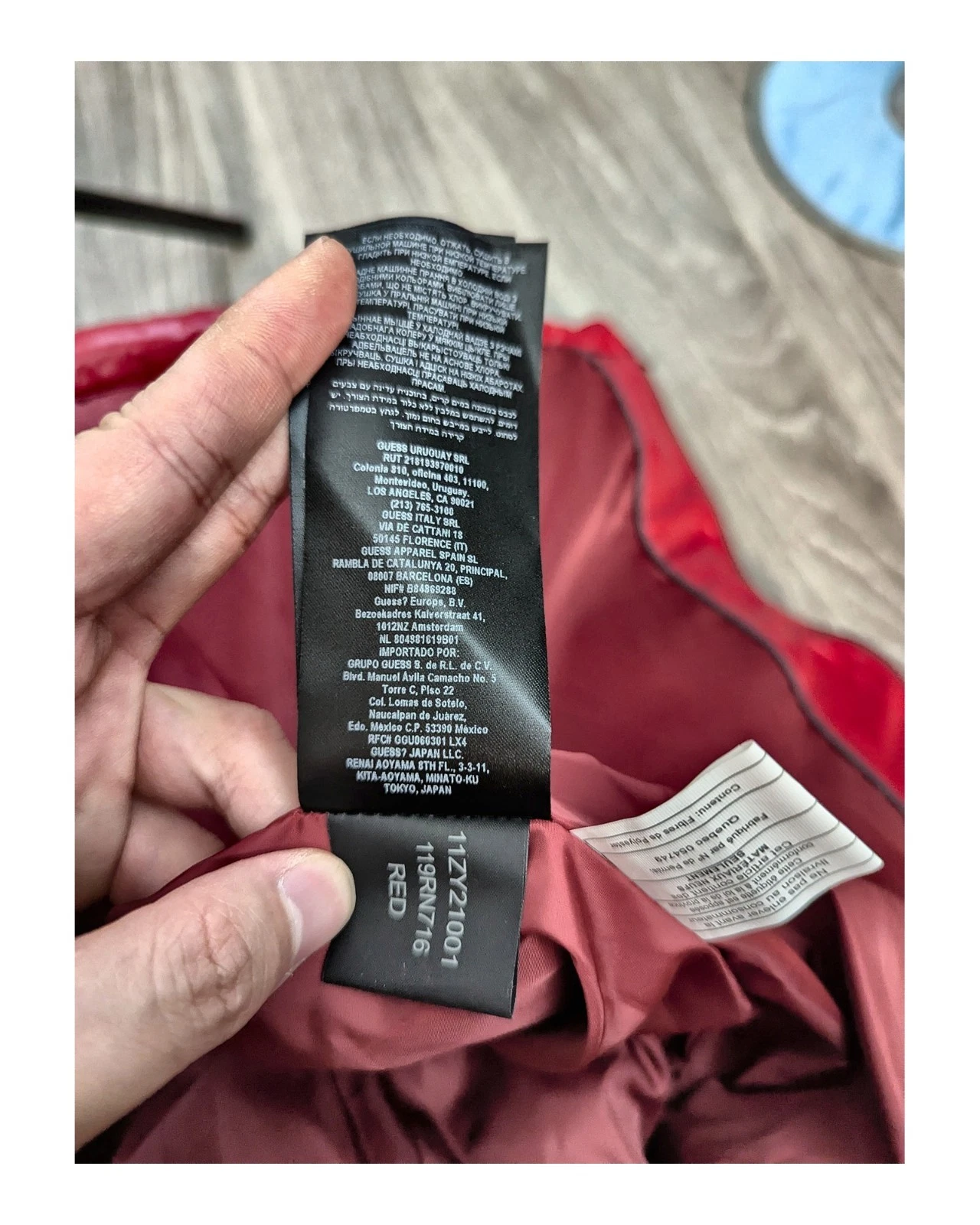 GUESS Men's Red Glossy Hooded Puffer Jacket M 119RN716 image 4