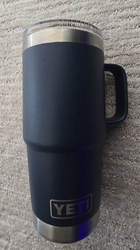 Yeti 20oz Travel Mug, Navy, SHIPS FREE!