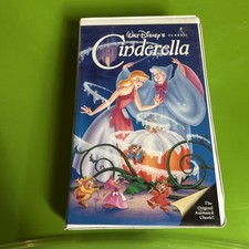 Walt Disney’s Cinderella VHS  The Original Animated Classic