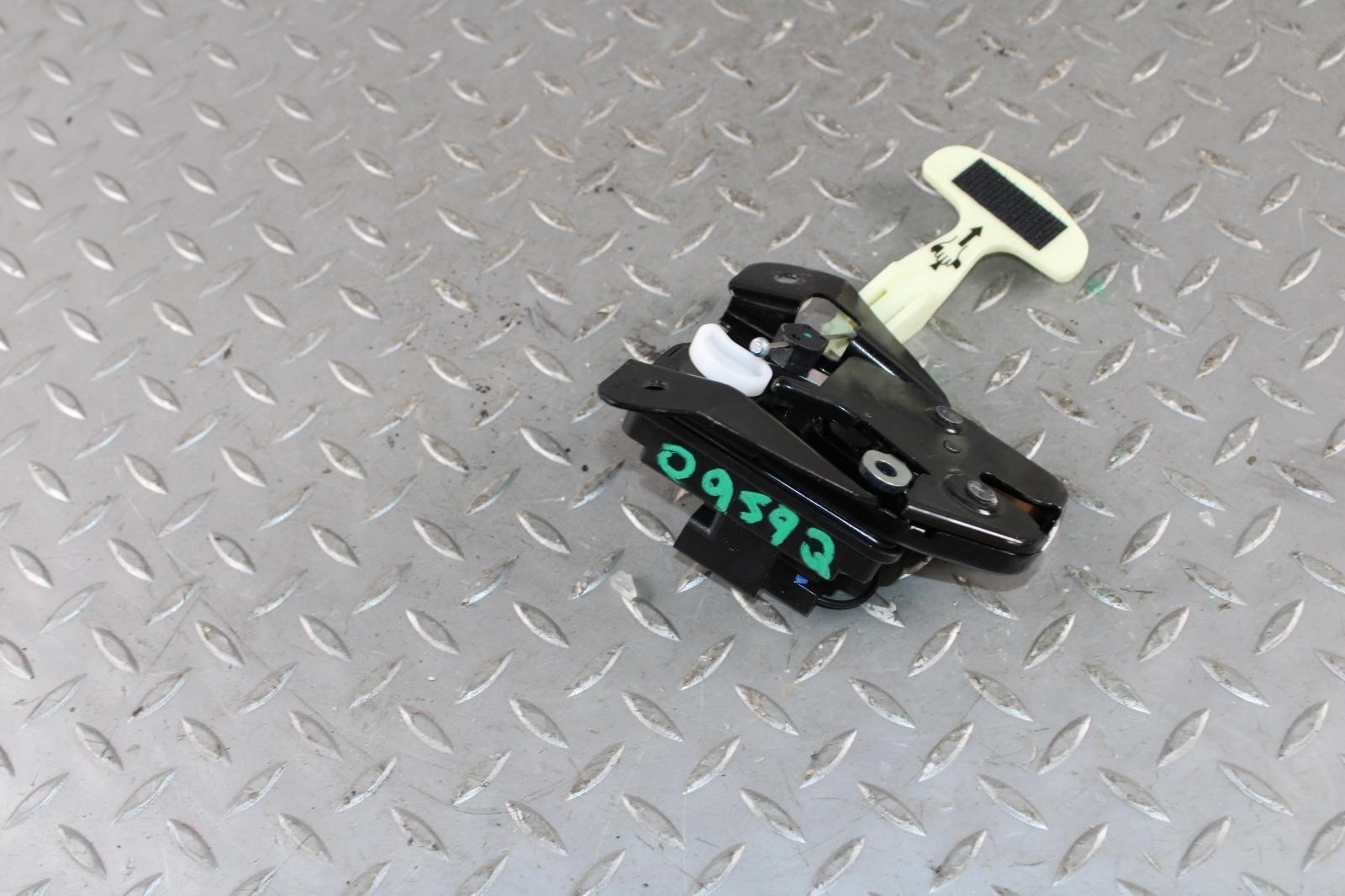 14-17 Ghibli Rear Back Decklid Trunk Lock Latch Release Assembly Factory OEM WTY