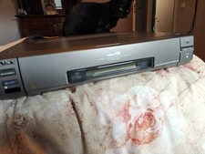 SONY EV-C2000E - Hi 8 Video Cassette Recorder – DEFEKT Defect!!