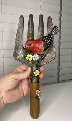 Decorative Garden Trowel Rake With Cardinal Flowers Resin Wall Hanging Decor