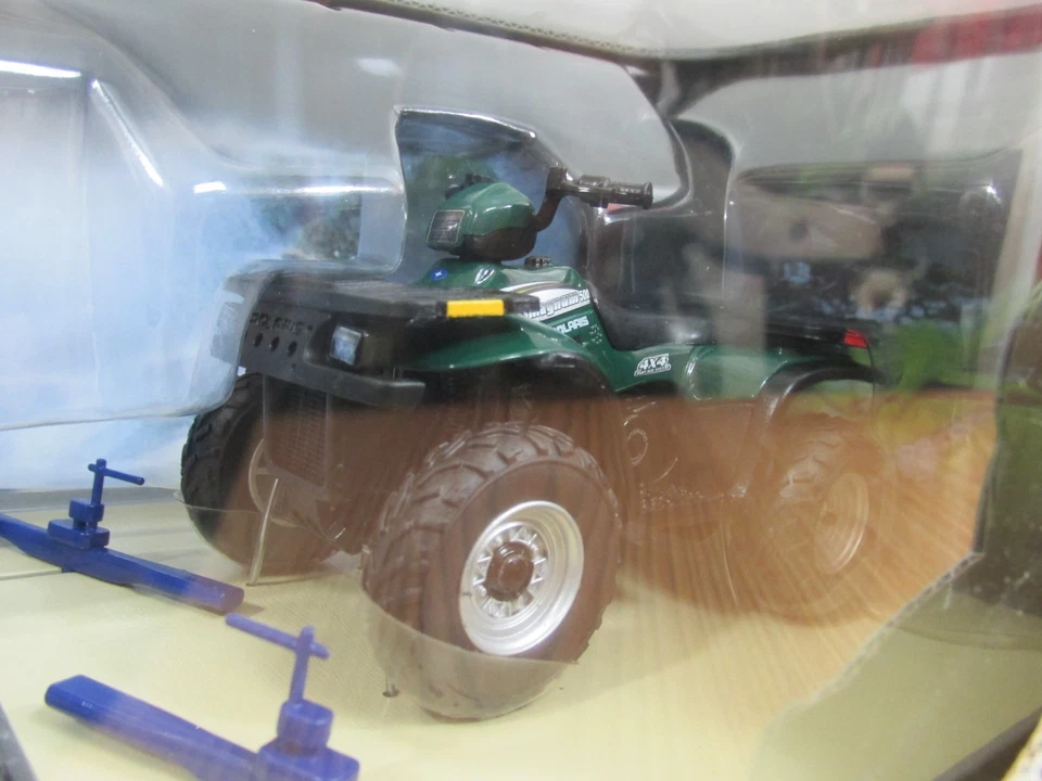 ERTL FORD PICKUP AND TRAILER WITH POLARIS MAGNUM 500 VEHICLE 1/18 YEAR 2000 - Image 4 of 4