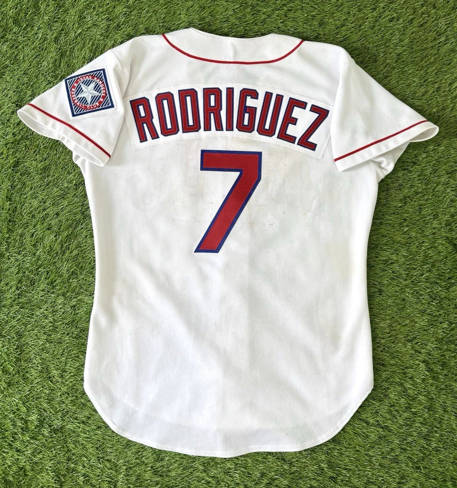 Texas Rangers Ivan Rodriguez Vintage Authentic 1994-1999 MLB Baseball Jersey 44 - Image 2 of 4