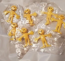 6 Sticky Stretchy Bendable Smile Toy Birthday Party Favor Prizes Fidget Anxiety