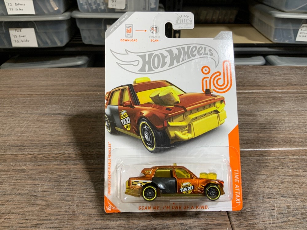 HOT WHEELS ID TIME ATTAXI CHASE