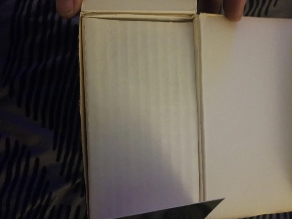 Vintage Rive Gauche Yves Saint Laurent Perfume Dusting Powder 6 oz Boxed HTF! - Image 2 of 4