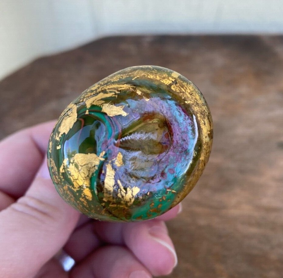 Miniature Art Glass Spouted Bottle w Belt Clip Green & Gold Swirl