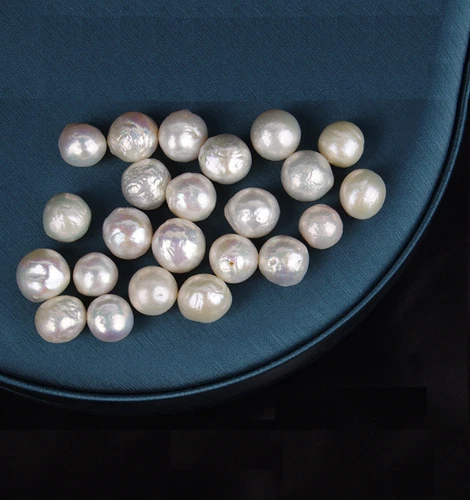NATURAL SOUTH SEA WHITE LOOSE PEARL FULL DRILLED & 11-12MM & 23 PCS PEARLS