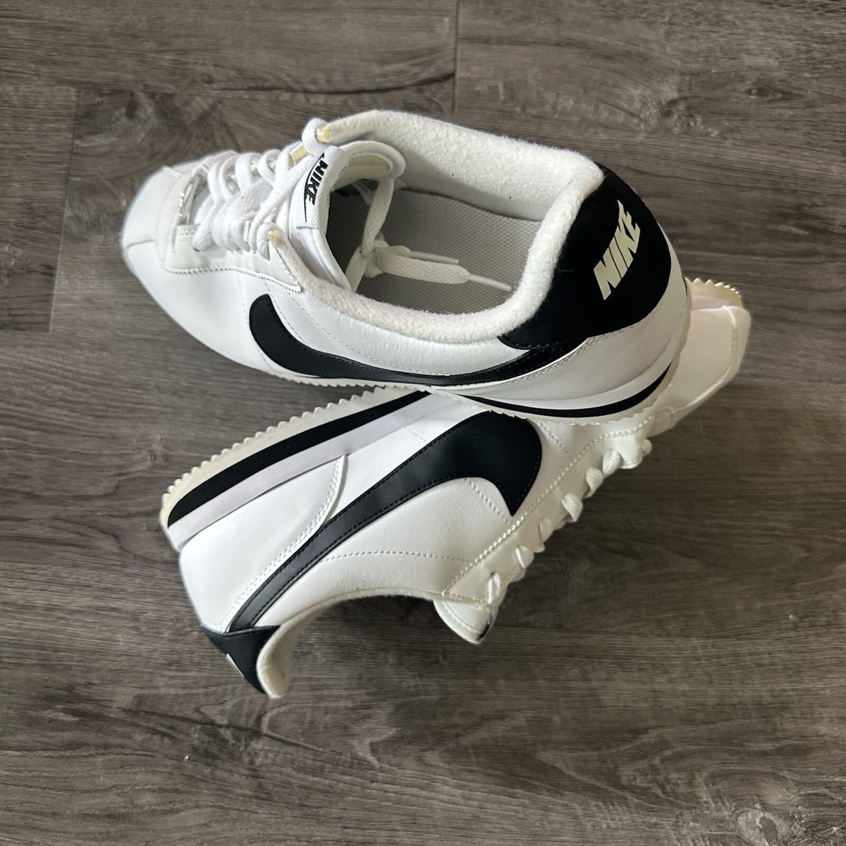 Nike Cortez Basic Leather White Black Panda Mens Shoes 819719-100