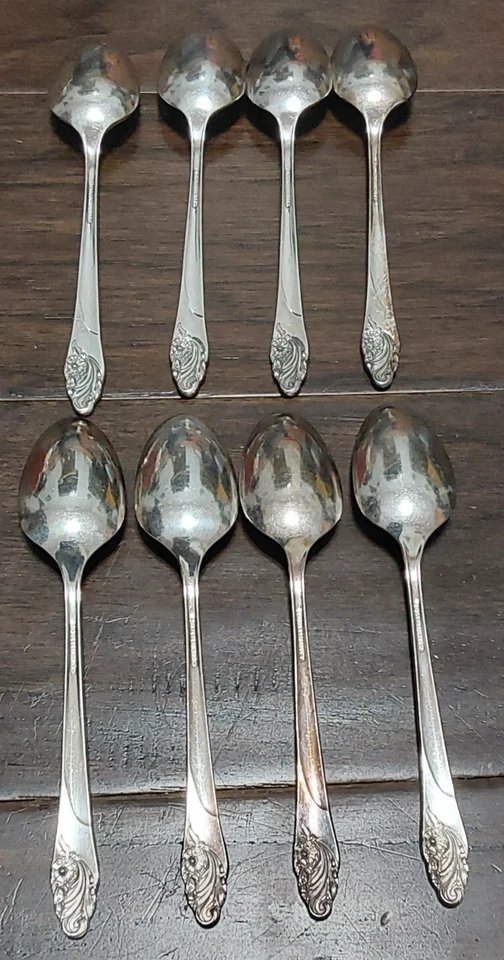 Lot of 8 Oneida Community Evening Star Teaspoons Holidays Parties Gatherings - Image 4 of 4