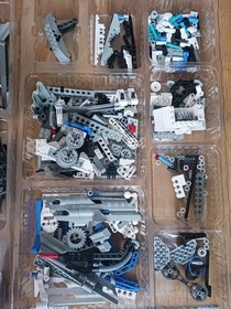 Lego Technic Slammer Turbo 8242 And Mindstorms R2d2 No Instructions No Box