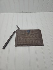 New GUESS Logo Zip Wristlet Wallet Clutch Bag