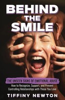 Tiffiny Newton | Behind The Smile | Taschenbuch | Englisch (2024)
