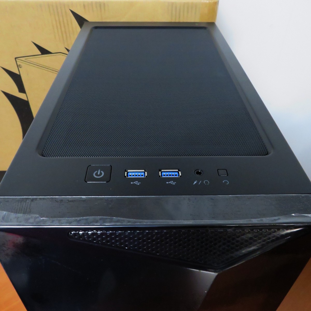 New Corsair Carbide Series SPEC-DELTA (RGB) ATX Mid Tower w