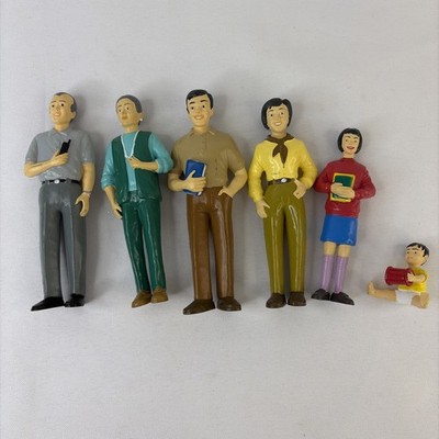 Creative Minds Pretend Play Family Figures Lot Of People Block Play House