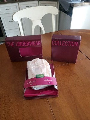 (2) Vintage 1990s   Depends '' THE UNDERWEAR COLLECTION'' NEW