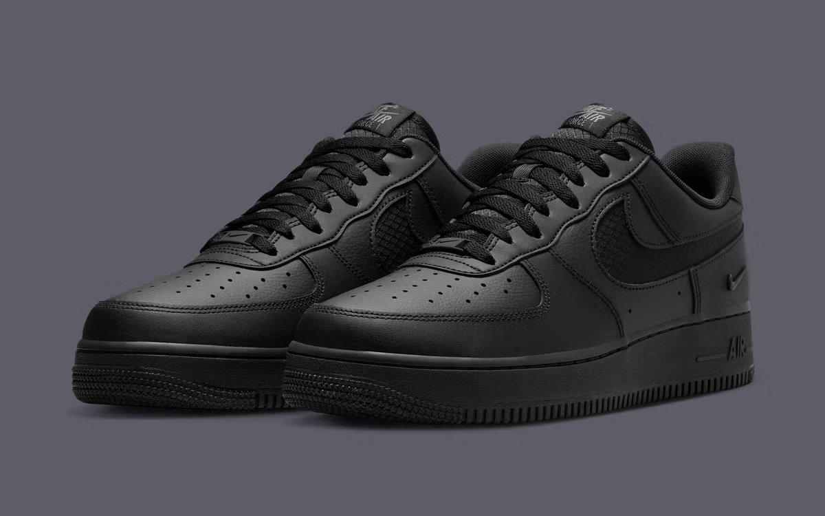 IH4452/001 Nike Air Force 1 Low “Triple Black | eBay