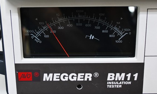 AVO MEGGER BM-11 Insulation Tester - Picture 18 of 18