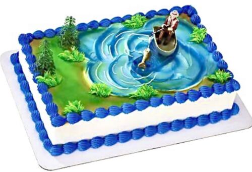 Fisher Action Cake Topper Alberi Pesci Decorazione DecoPac 16334 Pescatore Pesca - Foto 4 di 4
