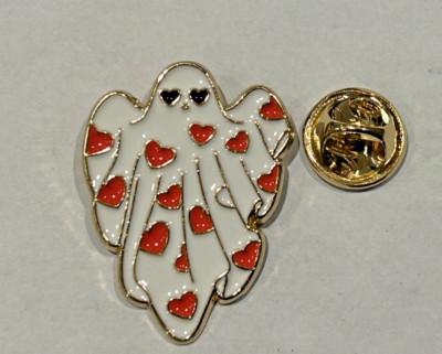 Geist Pin Anstecker, Spooky Ghost mit roten Herzen Emaille Anstecker Neu im Beutel