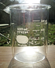 600 ml PYREX No. 1000 BEAKER New without Box
