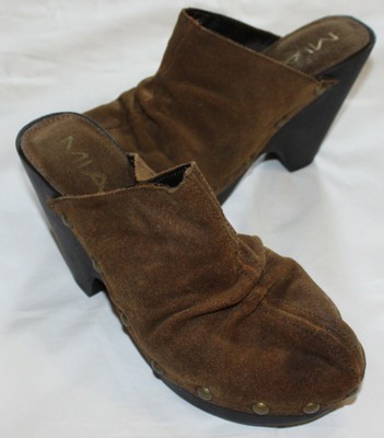 vintage mia clogs