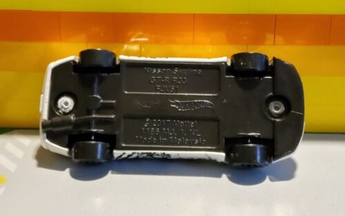 Hot Wheels 2024 Godzilla Nissan Skyline GT-R R33 (BCNR33) loose - Picture 3 of 3