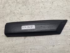 Baguette de porte Peugeot 405