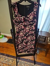 White House Black Market Instantly Slimming Ruched Sheath Dress sz 8 Floral