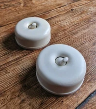 One 1940s G.E.C. Dolly Light Switches One Way 5 Amp Ivory Cream Colour 