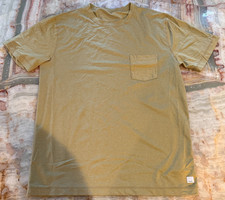 Vuori Mens Tradewind Performance Pocket Tee O...