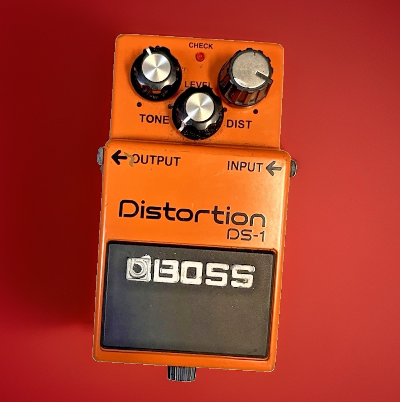 BOSS DS-1 Distortion Analog Effects Pedal for Electric Guitar, Orange