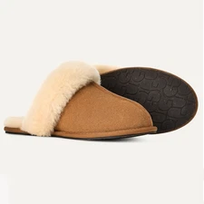 UGG Scuffette II Chestnut Slipper Sheepskin Wool Women's shoes New and Box