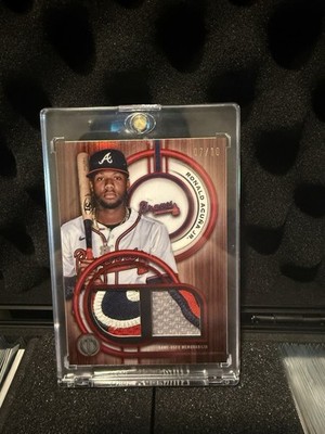 Topps 2025 Tribute Dual Relics Ronald Acuña Jr. Atlanta Braves DR-RAJ /10