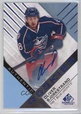 2016-17 SP Game Used Authentic Rookies Blue Oliver Bjorkstrand #135 Auto 03wq