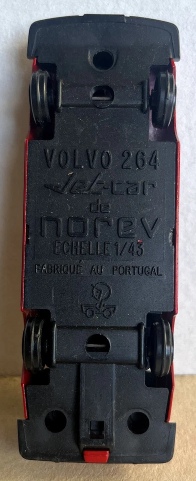 Norev Jet Car Volvo 264 break rouge 1/43ème Made in Portugal - Photo 3/3
