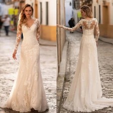 Elegant Mermaid Wedding Dress V-Neck Long Sleeved Lace Applique Bridal Gowns