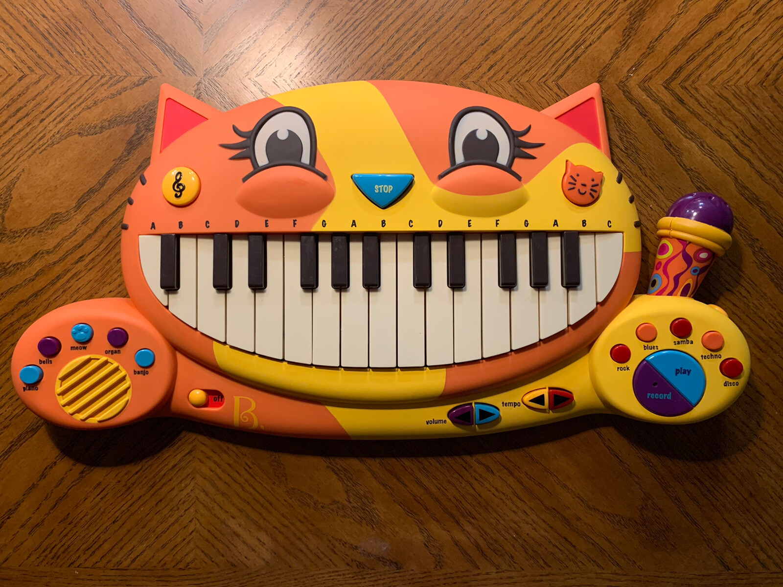 meowsic toy piano