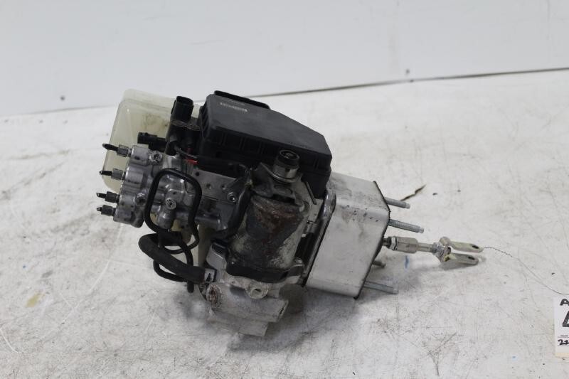 2020-2022 Nissan Frontier Brake Booster Pump Assembly OEM