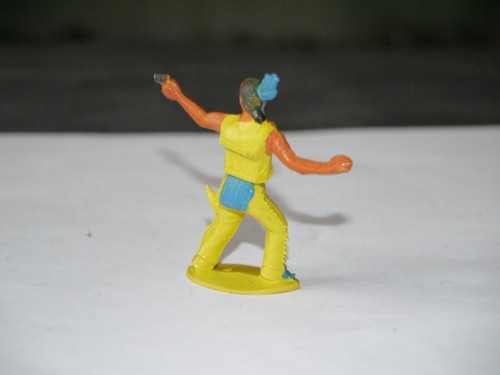 FIGURINE JIM GRANDES SURFACES INDIEN JAUNE PAGNE BLEU PISTOLET (CASSE) - Picture 2 of 2
