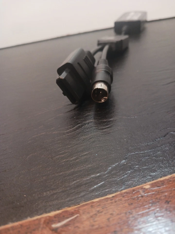 New retro-bit retro RF UNIVERSAL RF UNIT for SNES/N64/GENESIS 2 - Image 4 of 4