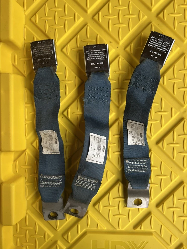 Cinturones de seguridad Lincoln Continental Town Car 1976 Foto 3 de 4