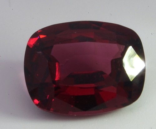 garnet rhodolite 3.90 CARAT cushion rectangular - Picture 4 of 6