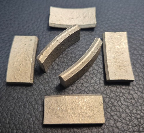 4 Zoll 100 mm (Stärke 4,0) 500 STCK. UNIVERSAL DIAMANT KERNBOHRER SEGMENTE BOHRSEGMENTE - Bild 1 von 4